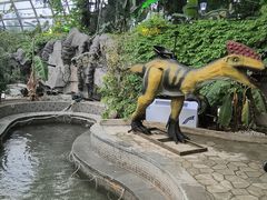 -盛泰恐龙谷温泉