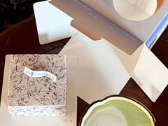 -山与蓝·轻糖鲜果蛋糕(勒泰店)