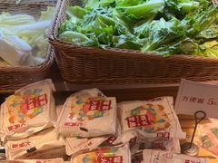 -成都你六姐·牛肉冒菜(上海环宇荟店)