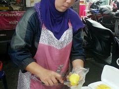 -芒果糯米饭摊子