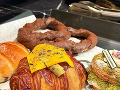 -BUTTERFUL&CREAMOROUS 黄油与面包(万象城店)