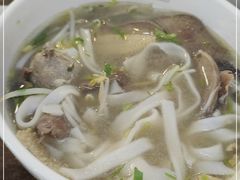 -潮镇老尾牛杂(环城西路店)