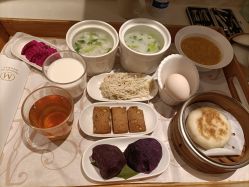 -萌诺尊享(外滩店)