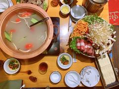 -民食香·腊排骨野生菌美食(木府店)