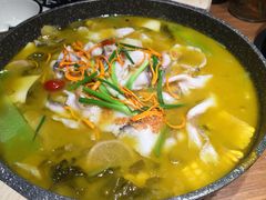 -山城外·非遗酸菜鱼(财富中心店)