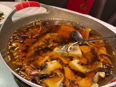 -鑫巴蜀小镇 · 水煮鱼专研店(玉桥店)