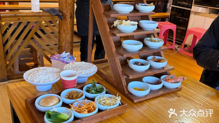 勺子米线·云南传统小吃市集(四方街店)图片