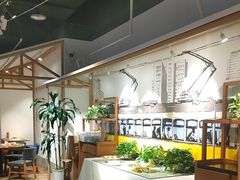 -渝信川菜 · 川味家常菜(财富购物中心店)