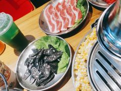 -青瓦炭韩潮烤肉(花园道店)