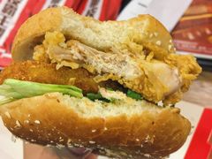 -肯德基(汤逊湖店)