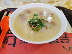 -吃通天美食广场(德辉广场店)
