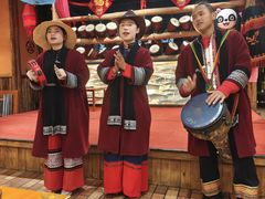 -老滇山寨•云南特色菜•地方菜•民族风情歌舞表演(金碧店)