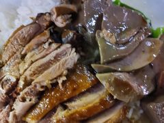 鹅肝拼鹅肉饭-乌文新澄海卤鹅店