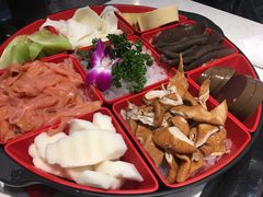 -重庆刘一手火锅(三峡广场直营店)