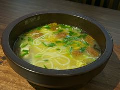 -良米山·云南野生菌过桥米线(上海首店)