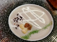 黑松露蘑菇汤-YUE·6·西式融合餐厅(外滩六号店)