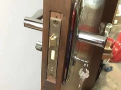-辉记开锁换锁·配汽车钥匙