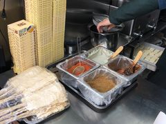 烤豆皮-老绍兴三味臭豆腐(奥林匹克购物广场店)