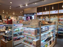 -三福时尚(三峡广场华夏银座店)