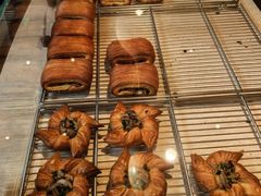 -VERIE BAKEHOUSE