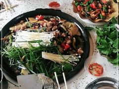 -苗家特色土烙锅·老字号