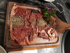 -热火朝天鲜切牛肉火锅(南强街巷店)