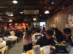 -鲜入围煮花胶鸡海鲜火锅
