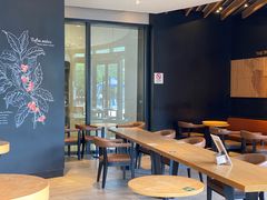 -星巴克臻选(莘庄仲盛店)