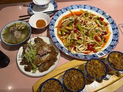 -杨记隆府重庆江湖菜(大悦城店)