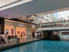 -滨海湾金沙购物商场