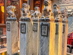 -小龙坎火锅(湖滨银泰in77店)