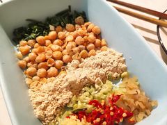 -蛙两只美蛙鱼头火锅(恒茂店)