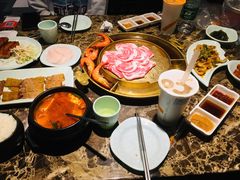 -猪啊牛呀羊啊铜盘烤肉(正大广场店)