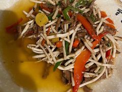 折耳根炒牛肉-张鲫鱼家常菜