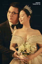 -黑马婚纱摄影