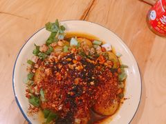 -拈签一笑黄牛肉辣卤串串