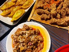 -爆炸头阿姨小四川正宗川味小吃(无任何分店)