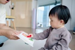-慢脚印孕产中心(园区国金店)