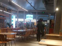 -老乡鸡(上海白玉兰广场店)