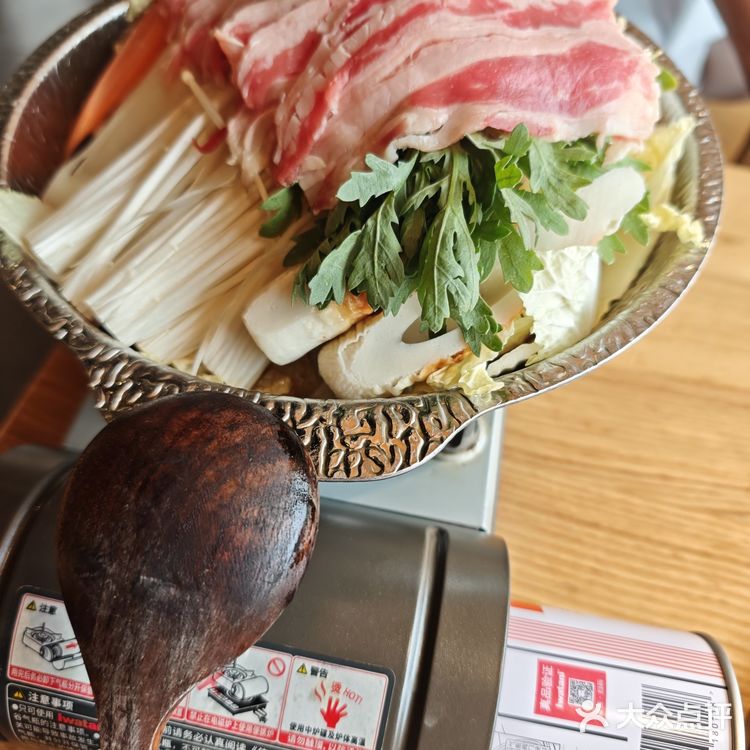 周末吃顿好的日料加上霸王茶姬新品，美美哒