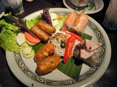 -大头虾越式风味餐厅(光明广场店)