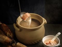 -鱼鲜饭香·招牌汽锅剁椒鱼头王