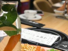 -山城外·非遗酸菜鱼(新都汇融店)