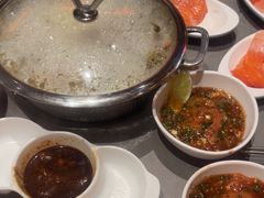 -黑金·寻焰自助百汇·烤肉·火锅(中街店)