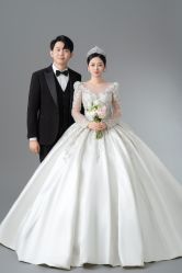 -雪中彩影婚纱摄影·微光艺术中心