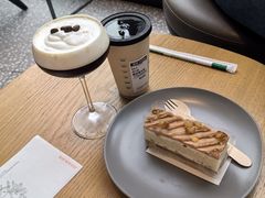 -星巴克臻选(上海合生汇1F店)