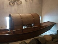 -八府香鸭·啫啫煲(华山路店)