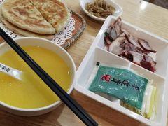 -李连贵熏肉大饼(金隅嘉品Mall店)