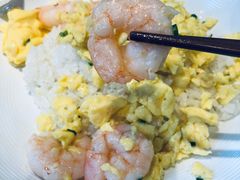 黄袍滑蛋大虾饭-南小馆(迪士尼小镇店)