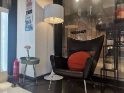 -TONI&GUY